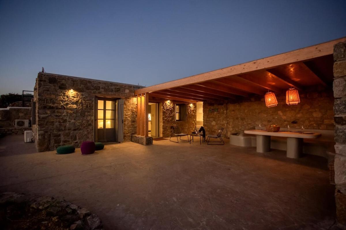 Private Sea View Yard Apartment Mykonos Town